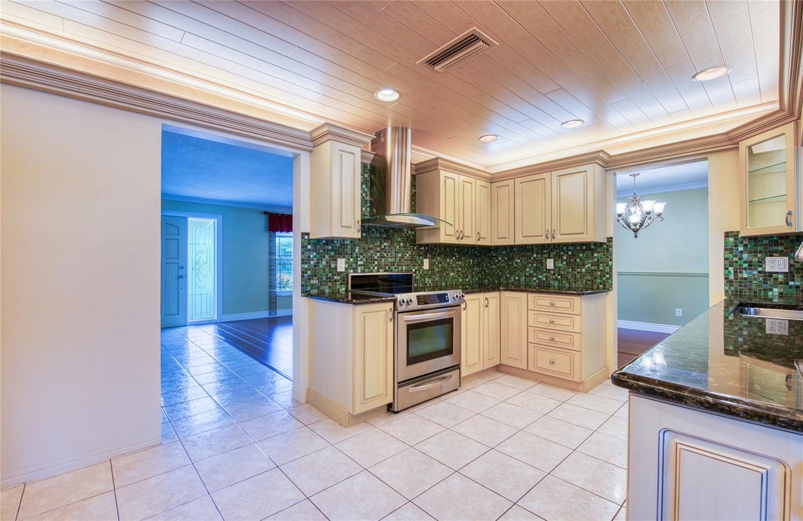 Image 18 of 55 For 9548 141st Street