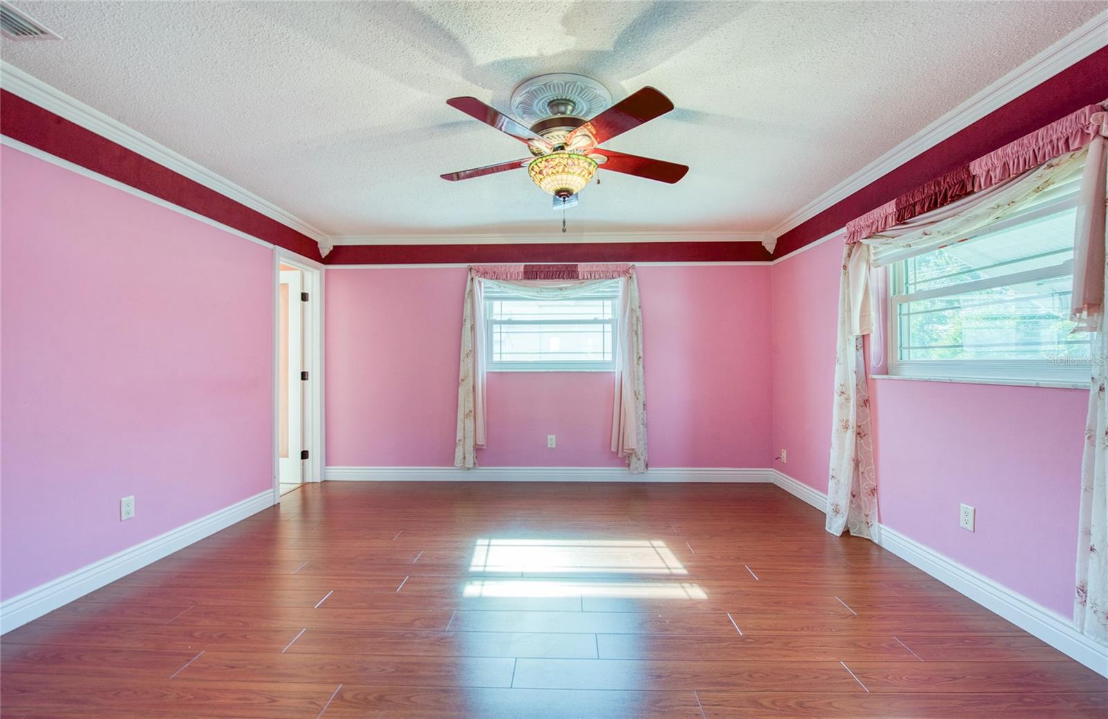 Image 24 of 55 For 9548 141st Street