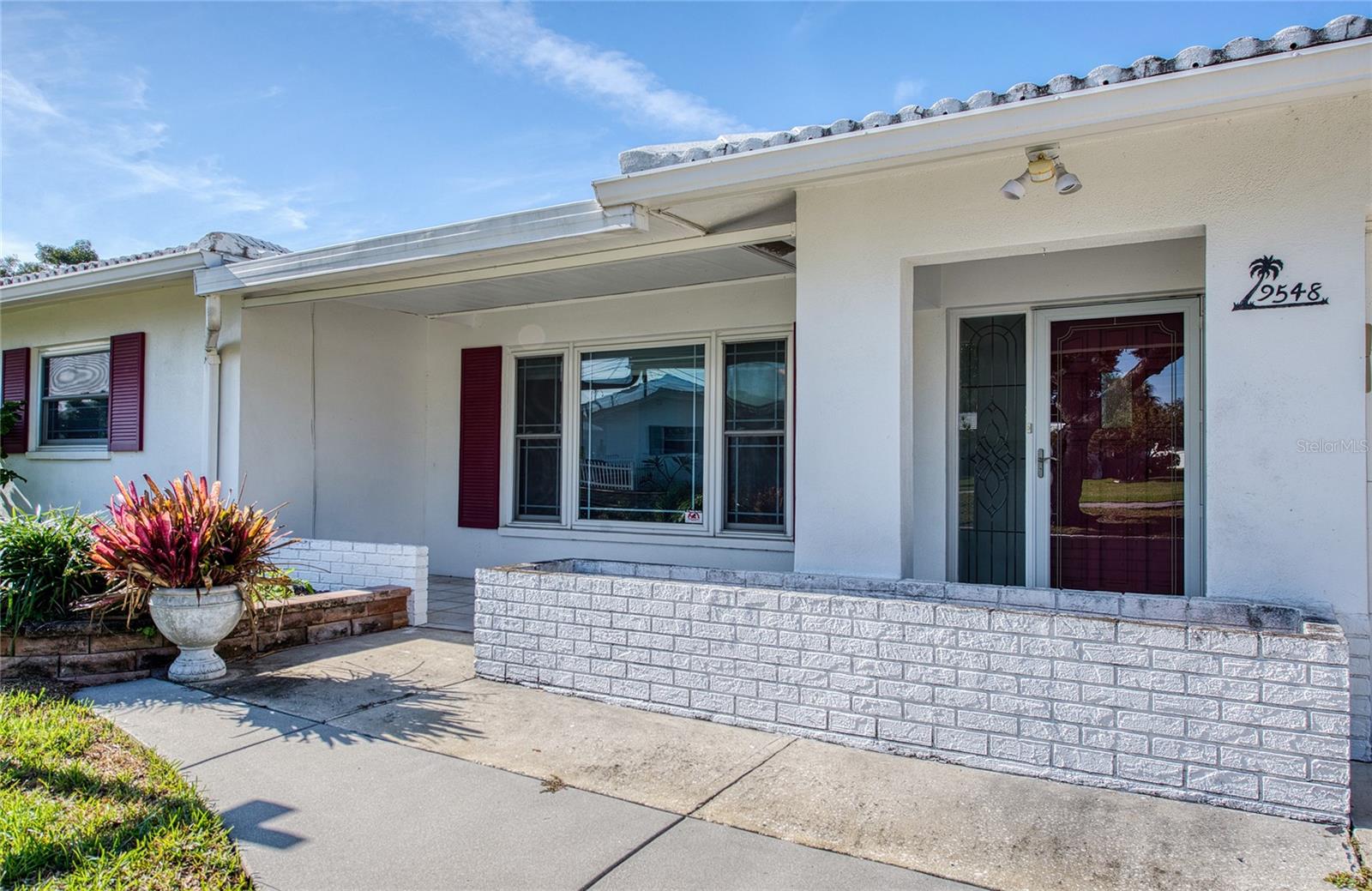 Image 4 of 55 For 9548 141st Street