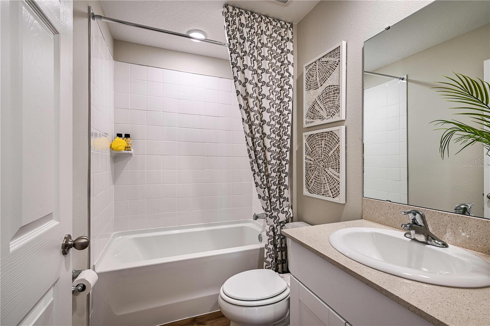 Image 18 of 20 For 9282 Orchard Park Lane