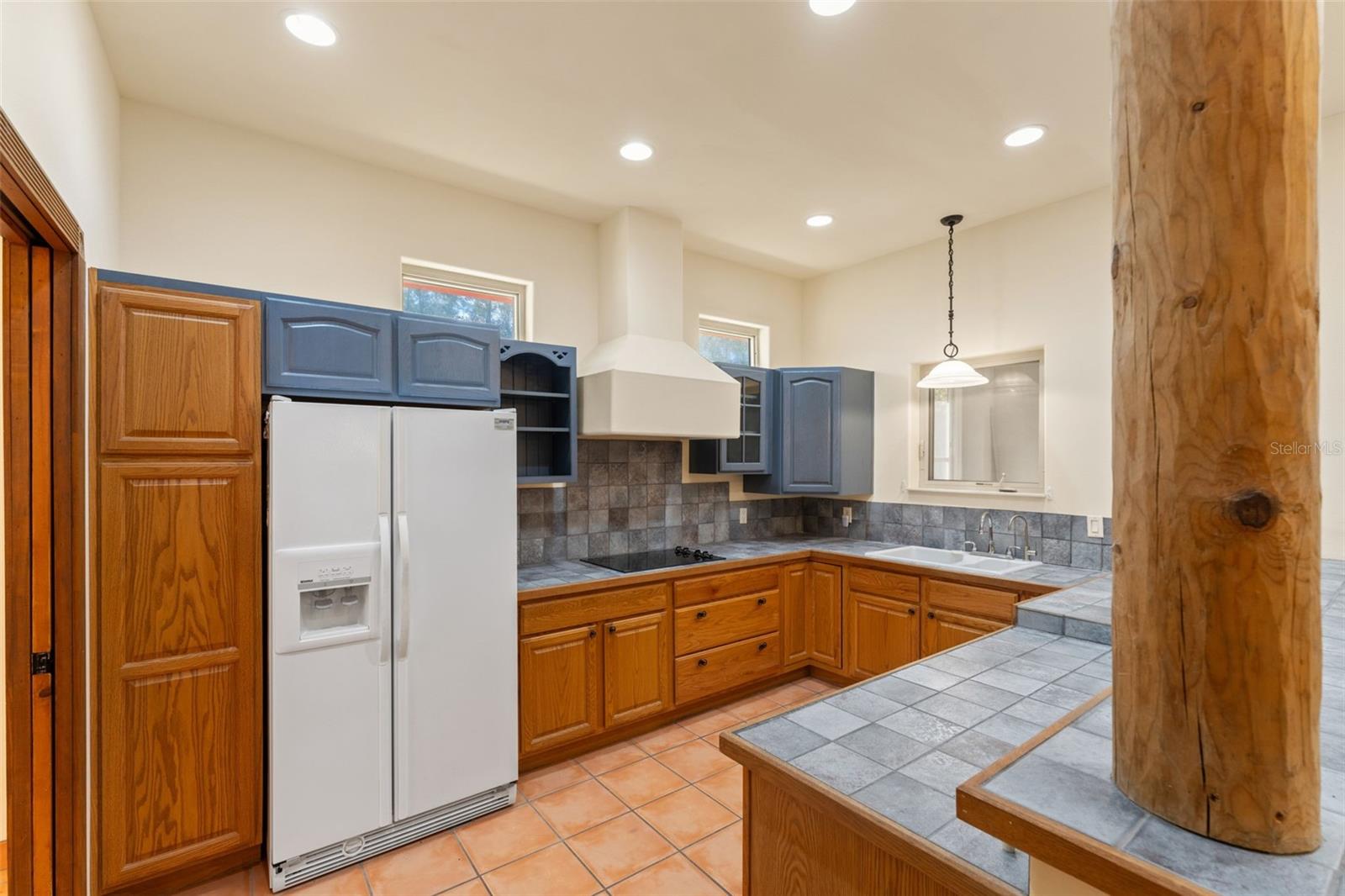 Image 10 of 41 For 3247 Saturn Road