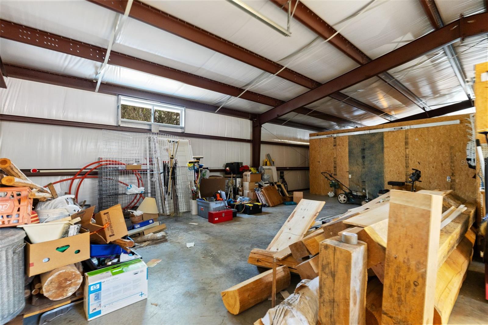 Image 33 of 41 For 3247 Saturn Road