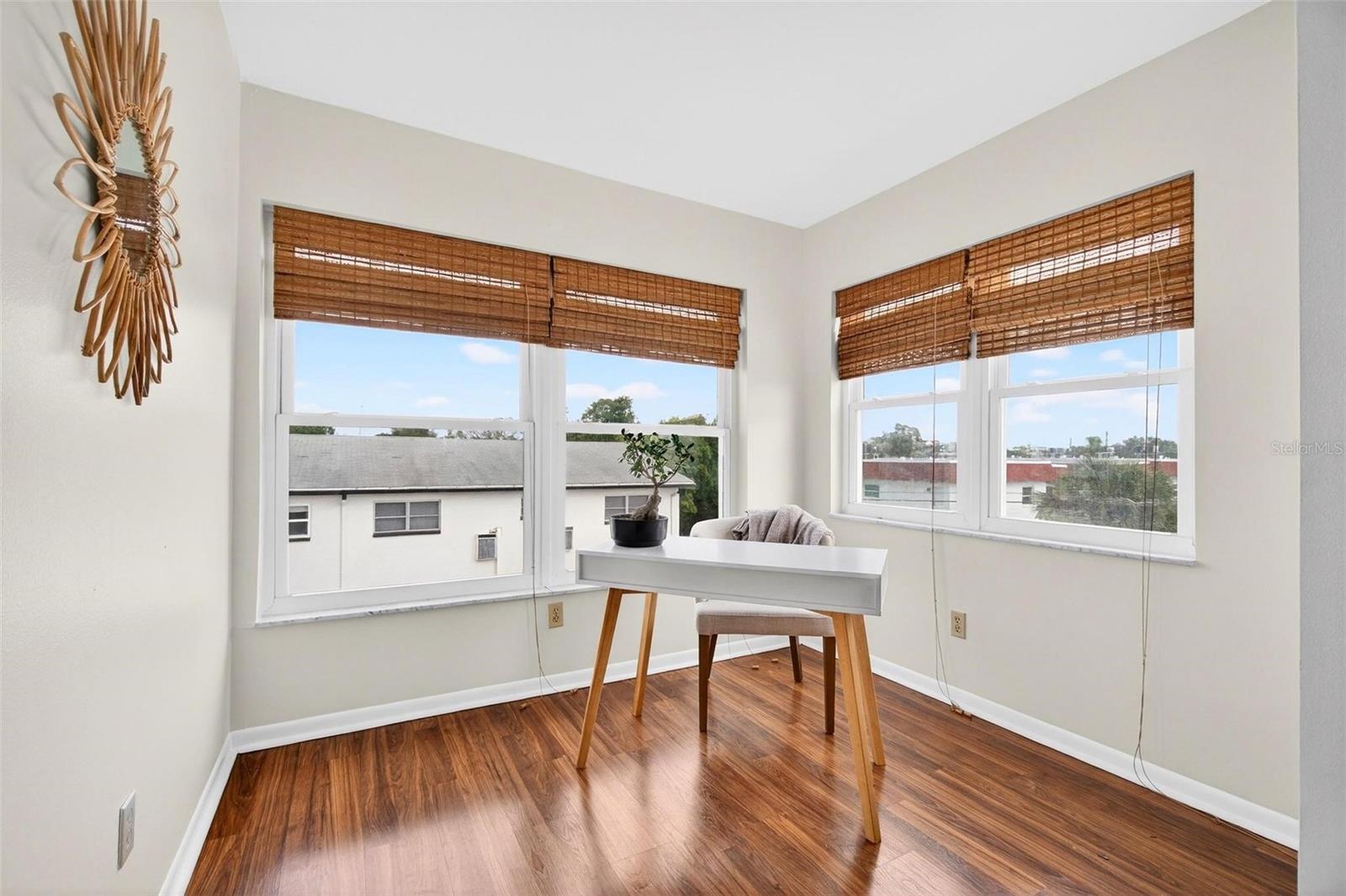 Image 6 of 14 For 3125 36th Street N 303