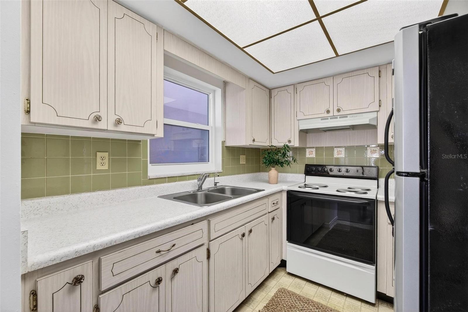 Image 8 of 14 For 3125 36th Street N 303