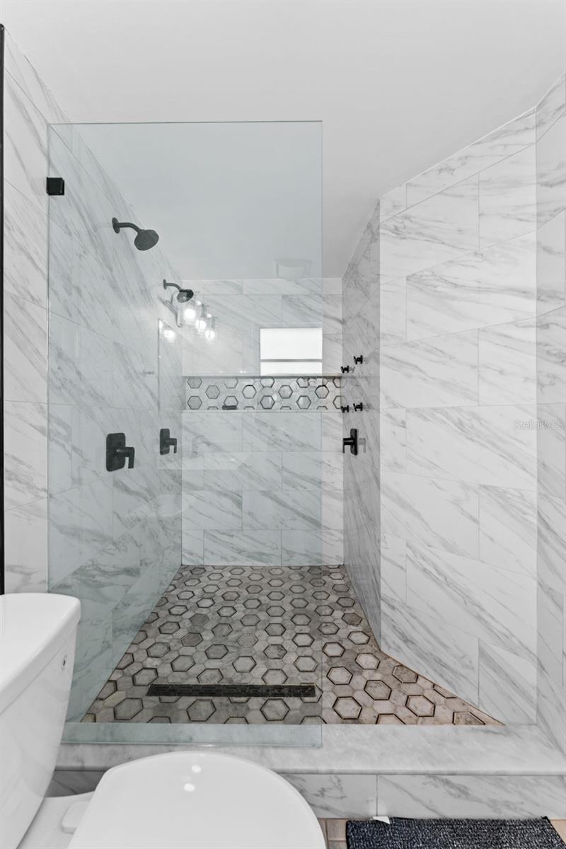 Image 16 of 28 For 5501 Denver Street Ne