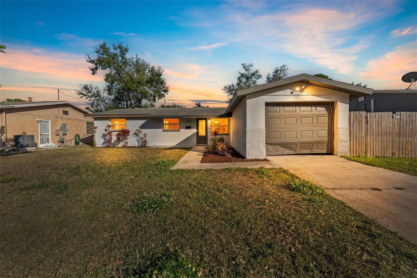 Image 2 of 28 For 5501 Denver Street Ne