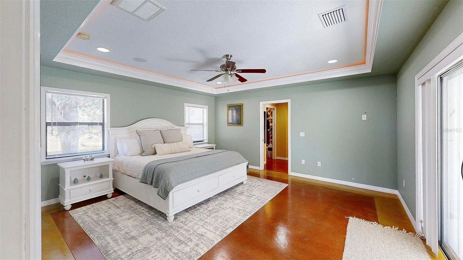 Image 15 of 50 For 12005 Deerfoot Place