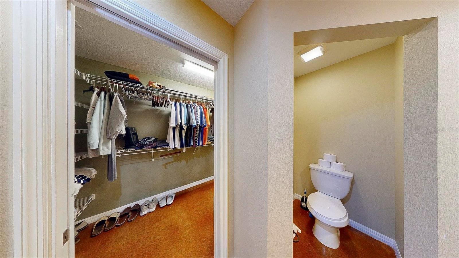 Image 16 of 50 For 12005 Deerfoot Place