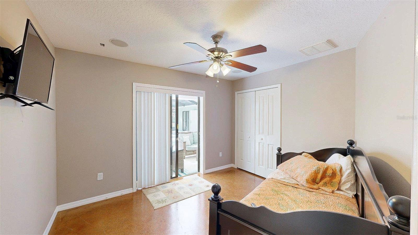 Image 24 of 50 For 12005 Deerfoot Place