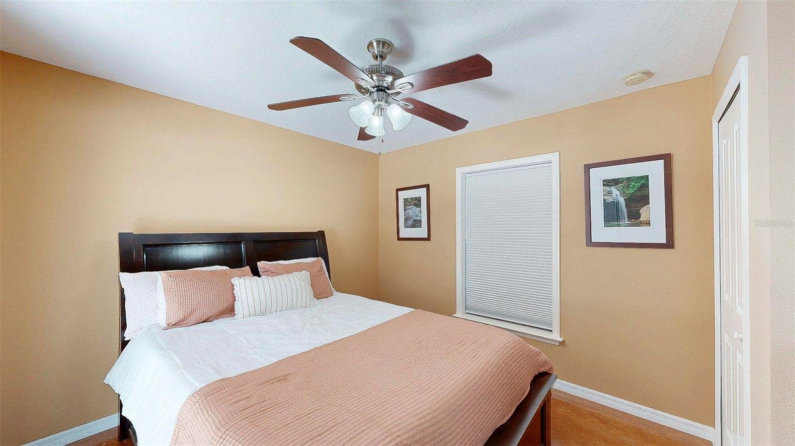 Image 32 of 50 For 12005 Deerfoot Place