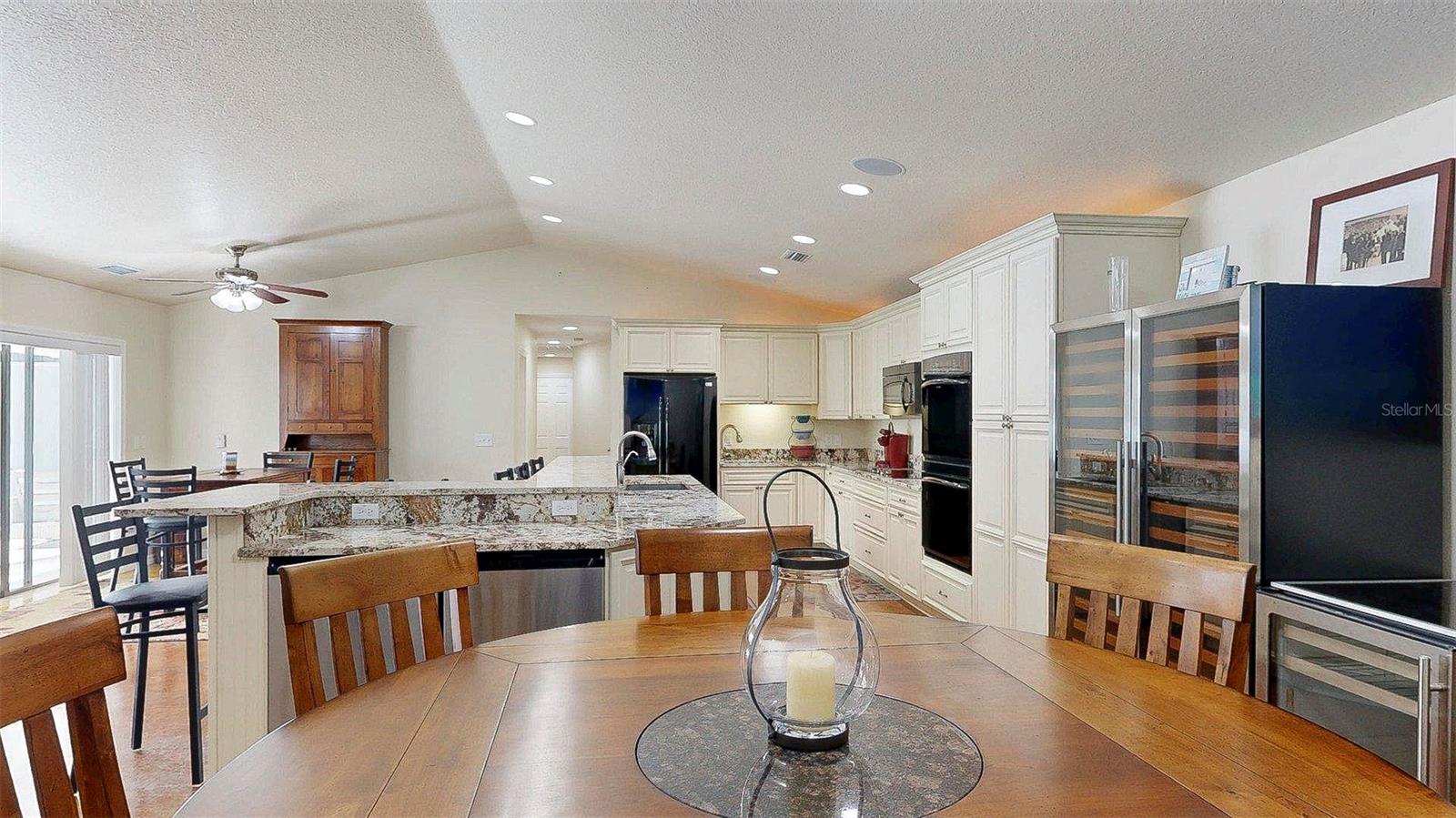 Image 5 of 50 For 12005 Deerfoot Place