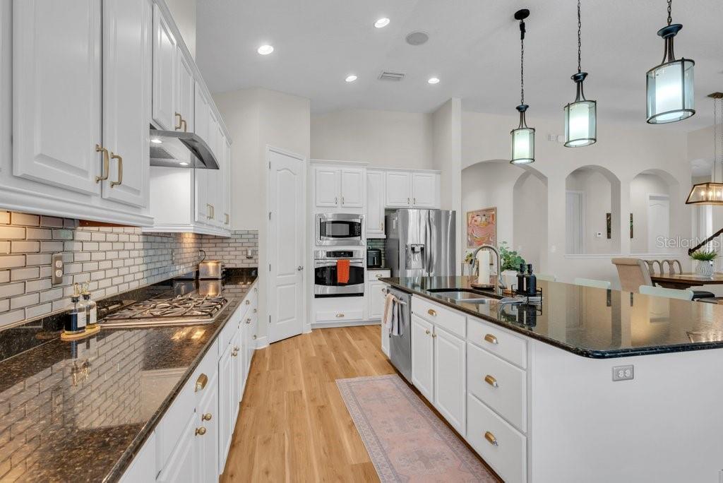 Image 13 of 52 For 5331 Sagecrest Drive