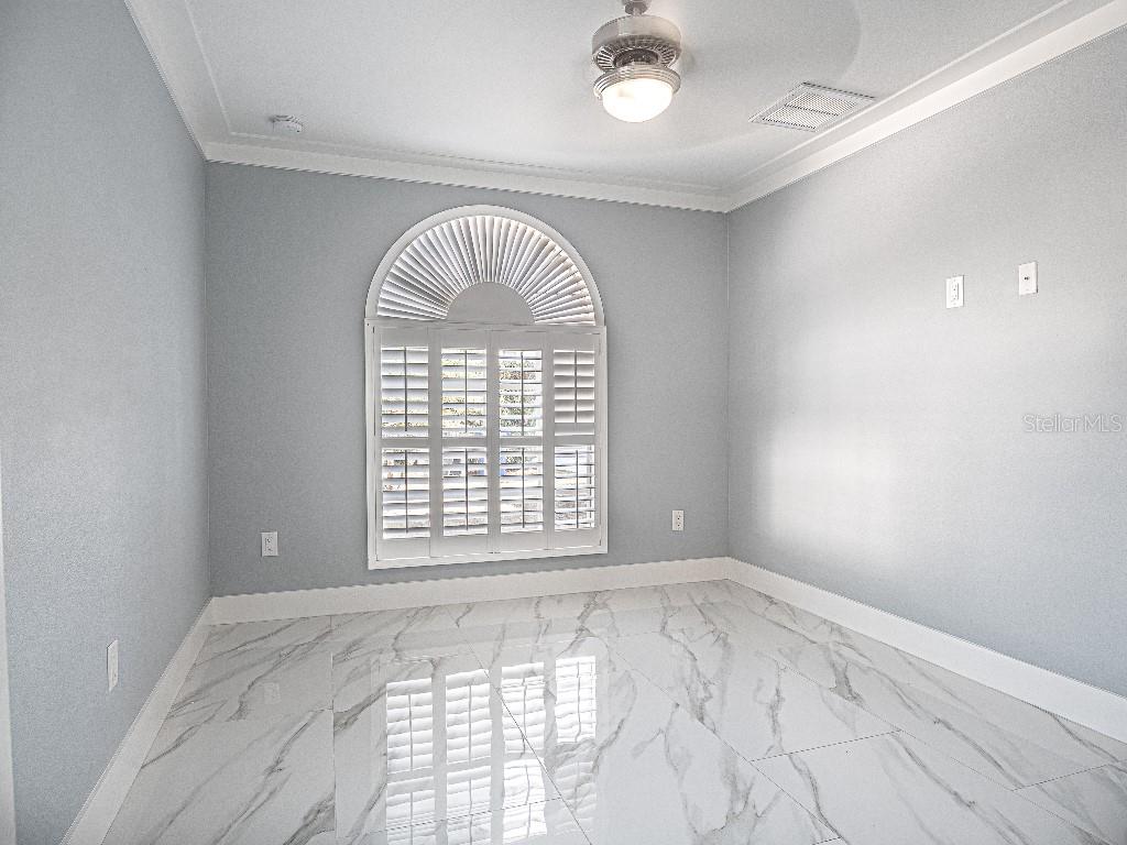 Image 10 of 35 For 6814 Glen Avenue