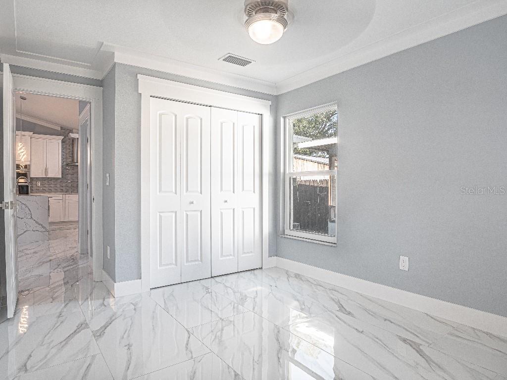 Image 11 of 35 For 6814 Glen Avenue