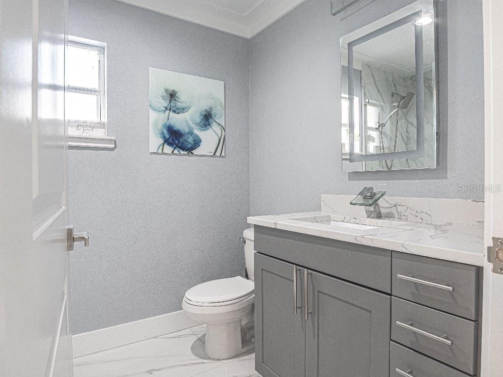 Image 12 of 35 For 6814 Glen Avenue