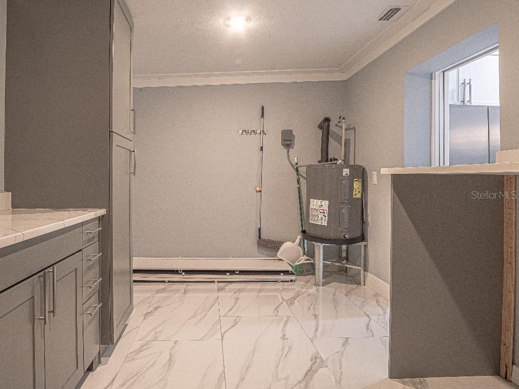 Image 25 of 35 For 6814 Glen Avenue