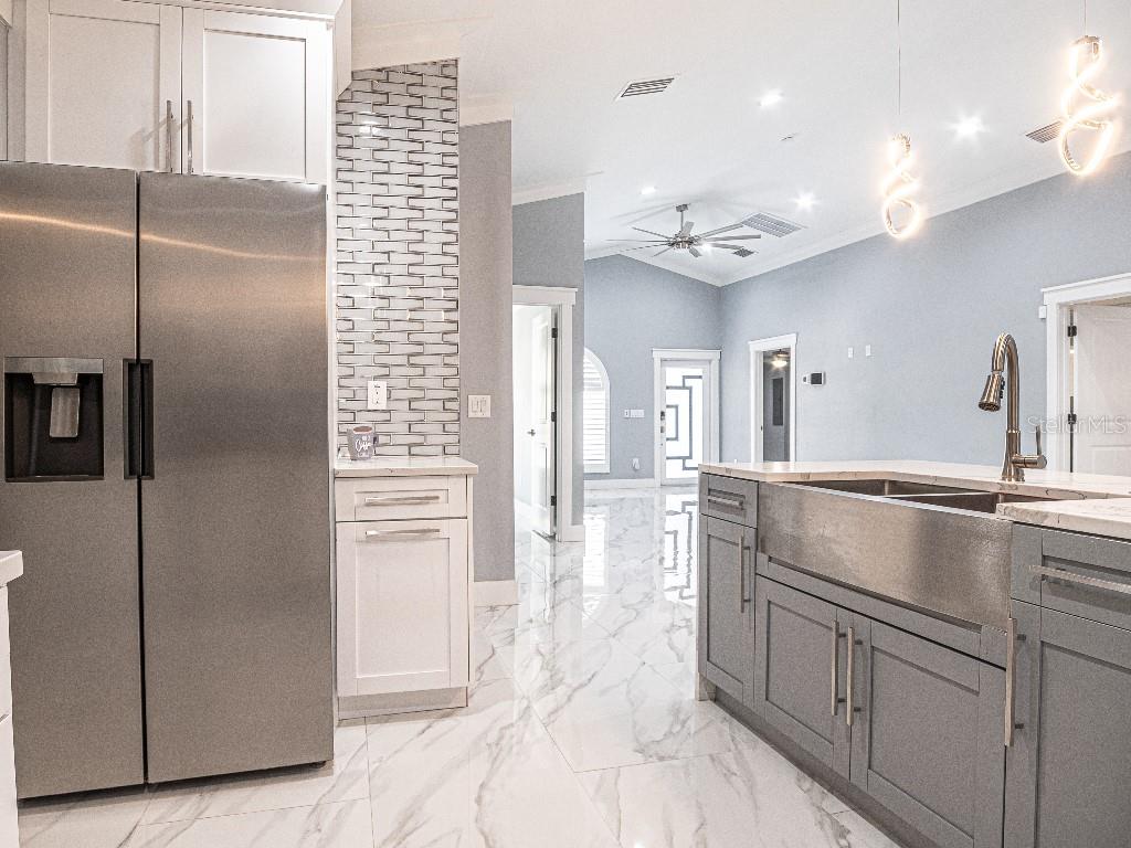 Image 5 of 35 For 6814 Glen Avenue