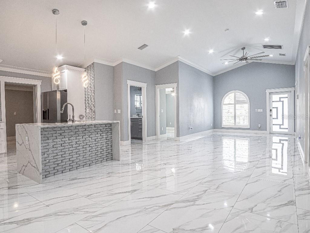 Image 6 of 35 For 6814 Glen Avenue