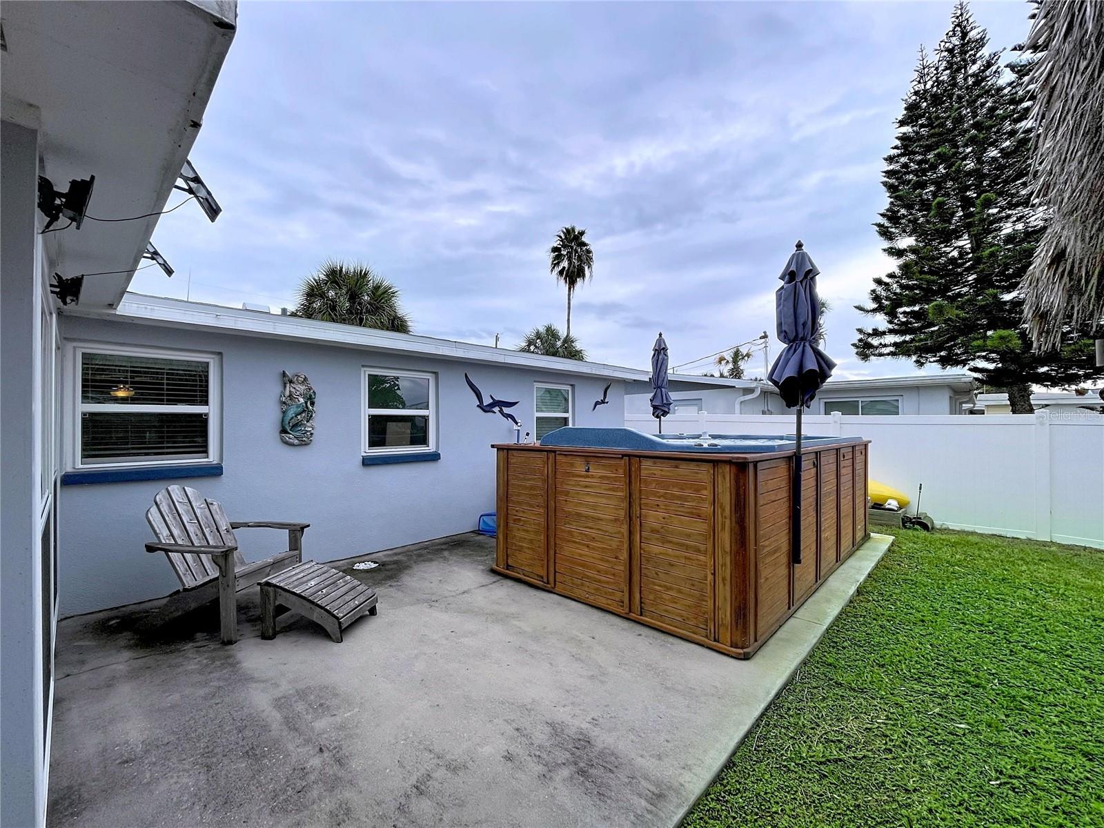 Image 14 of 26 For 13429 Lisa Drive