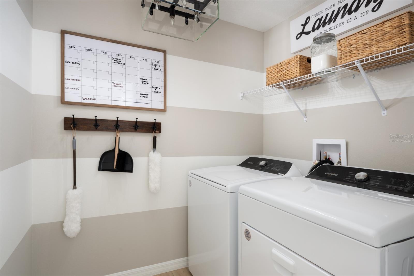 Image 23 of 25 For 9274 Orchard Park Lane