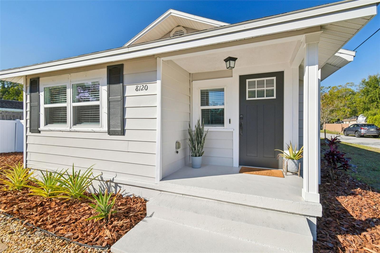 Image 10 of 50 For 8120 El Portal Drive