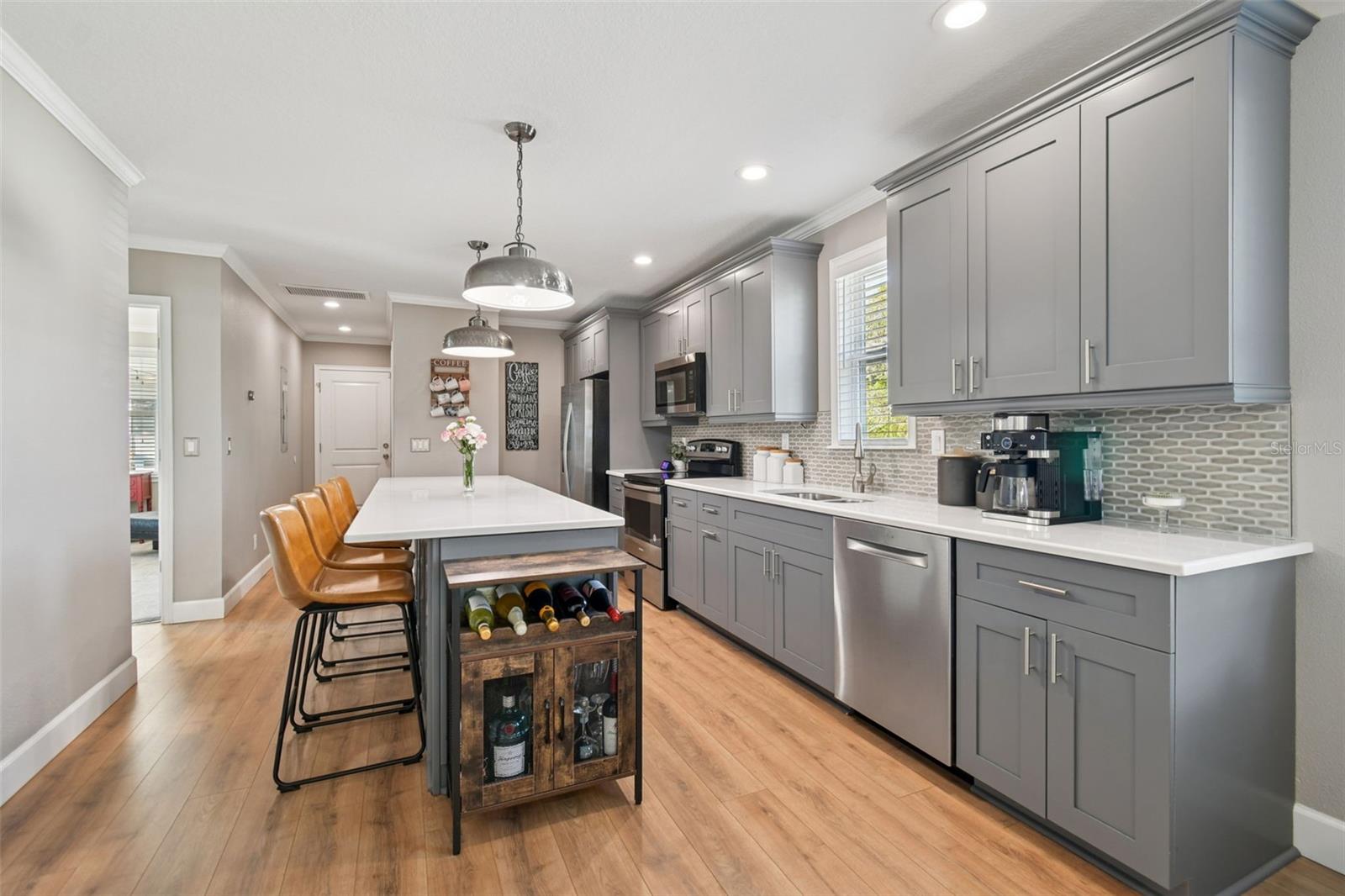 Image 17 of 50 For 8120 El Portal Drive