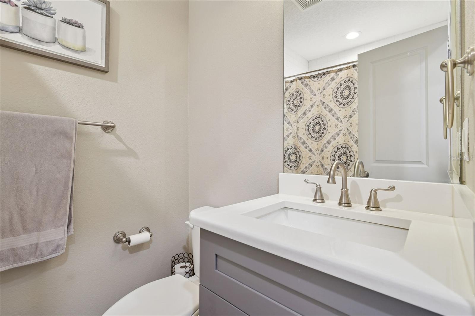 Image 29 of 50 For 8120 El Portal Drive