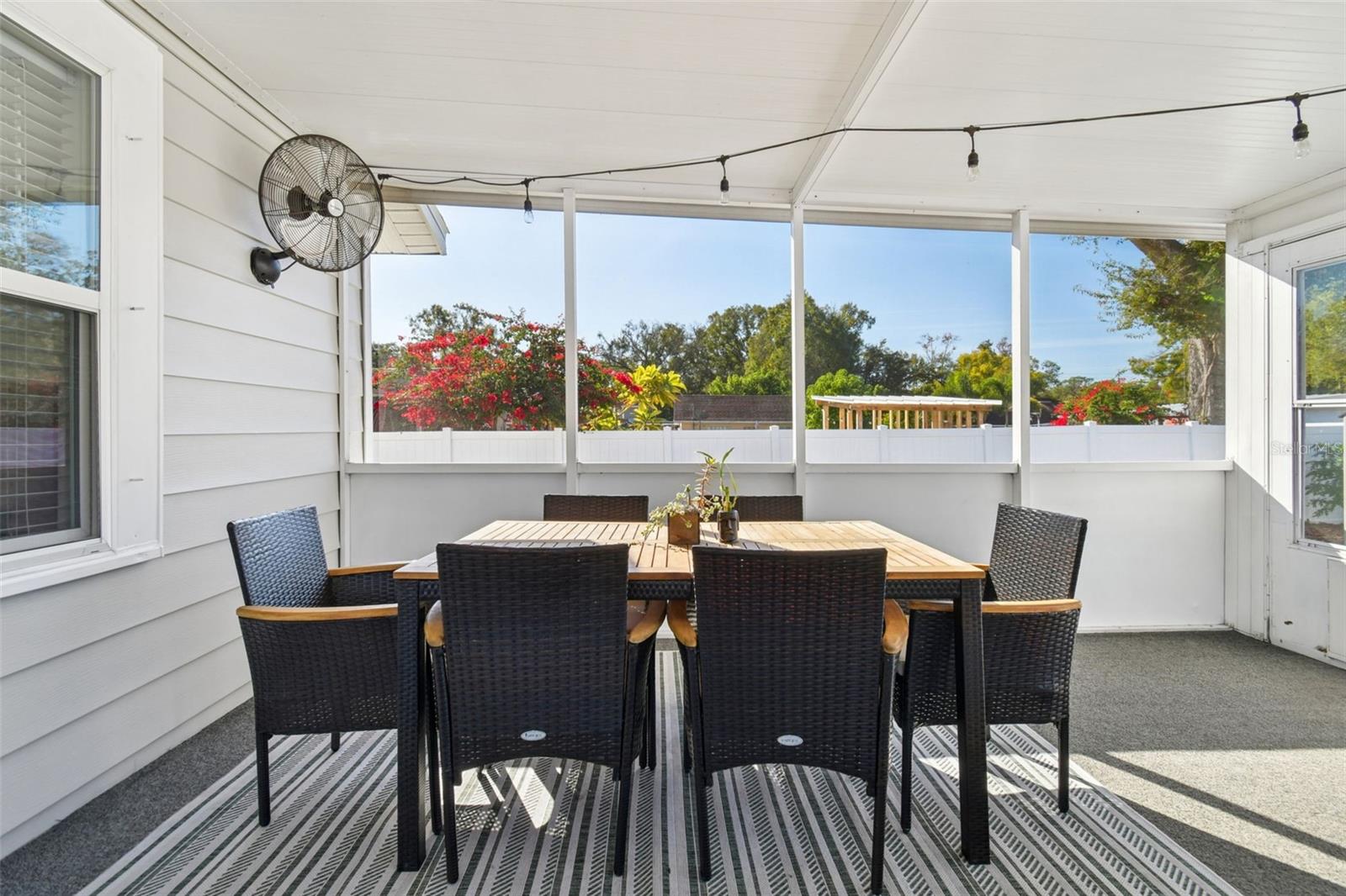 Image 37 of 50 For 8120 El Portal Drive