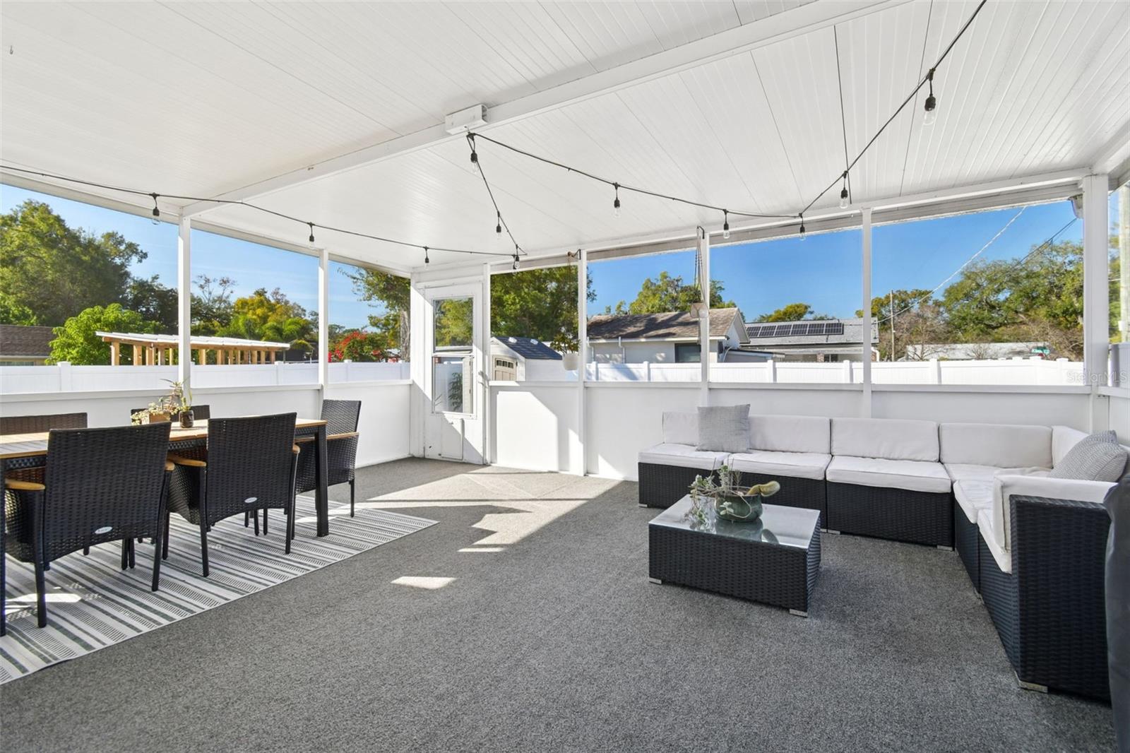 Image 6 of 50 For 8120 El Portal Drive