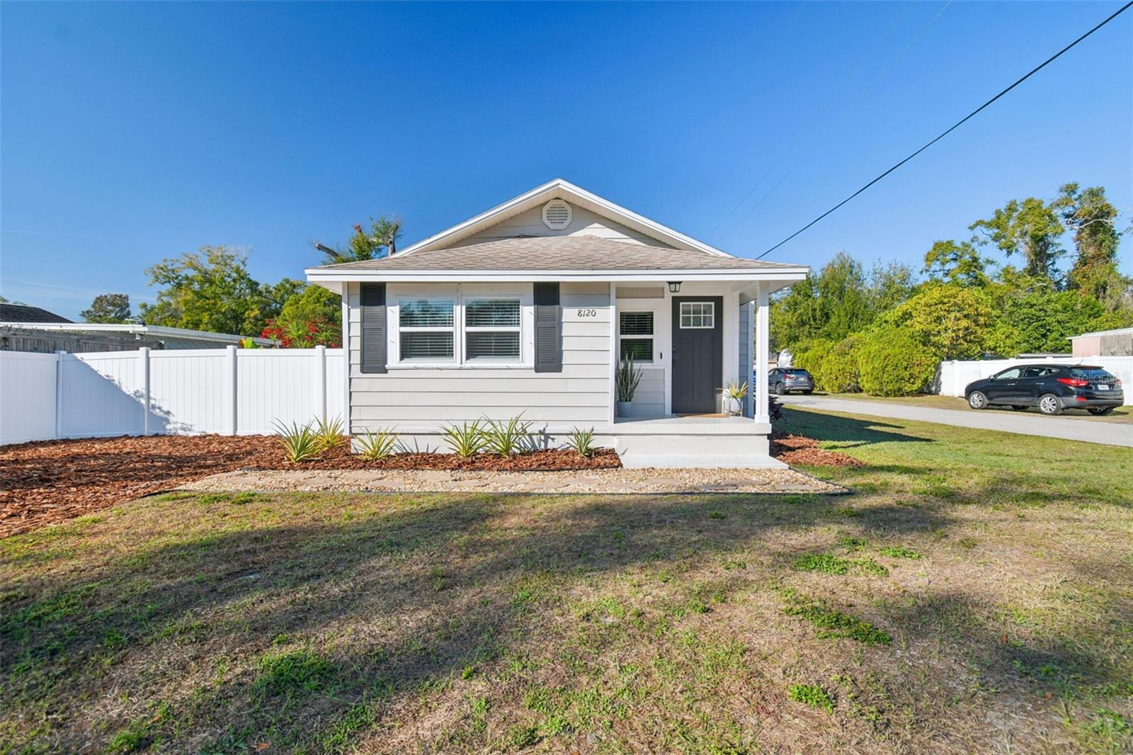 Image 9 of 50 For 8120 El Portal Drive