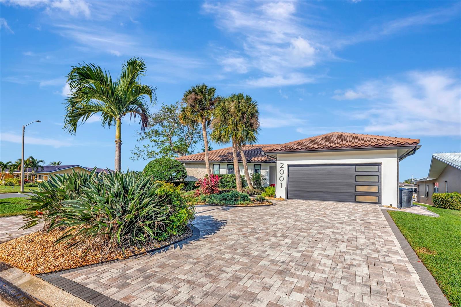 Image 2 of 81 For 2001 Massachusetts Avenue Ne