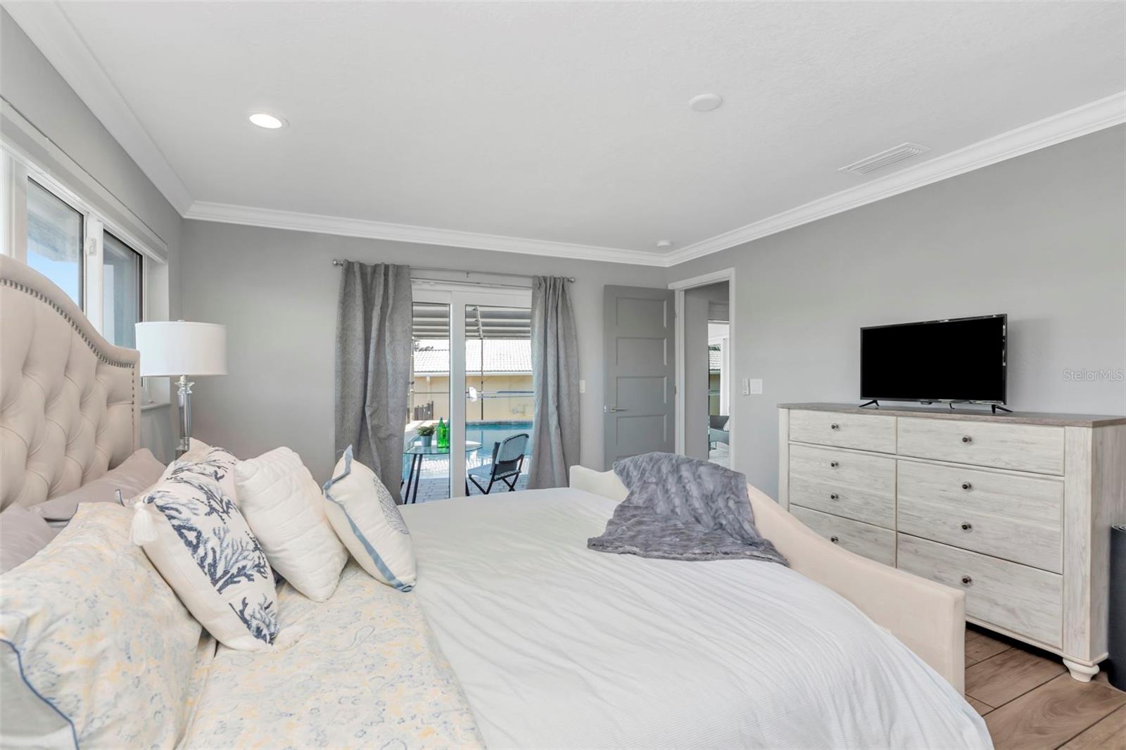 Image 25 of 81 For 2001 Massachusetts Avenue Ne