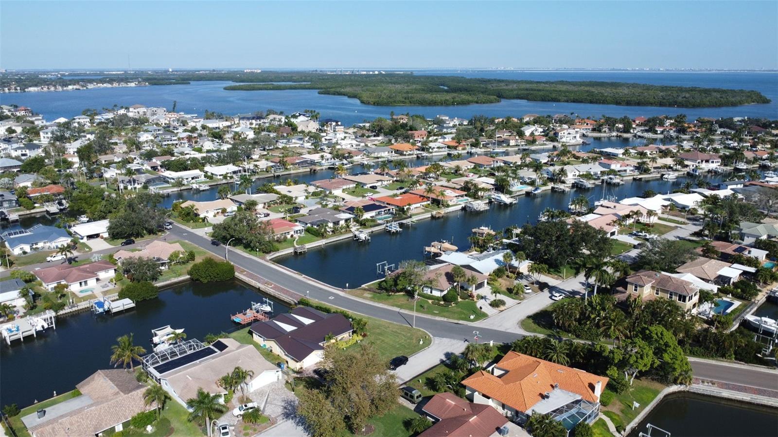 Image 70 of 81 For 2001 Massachusetts Avenue Ne