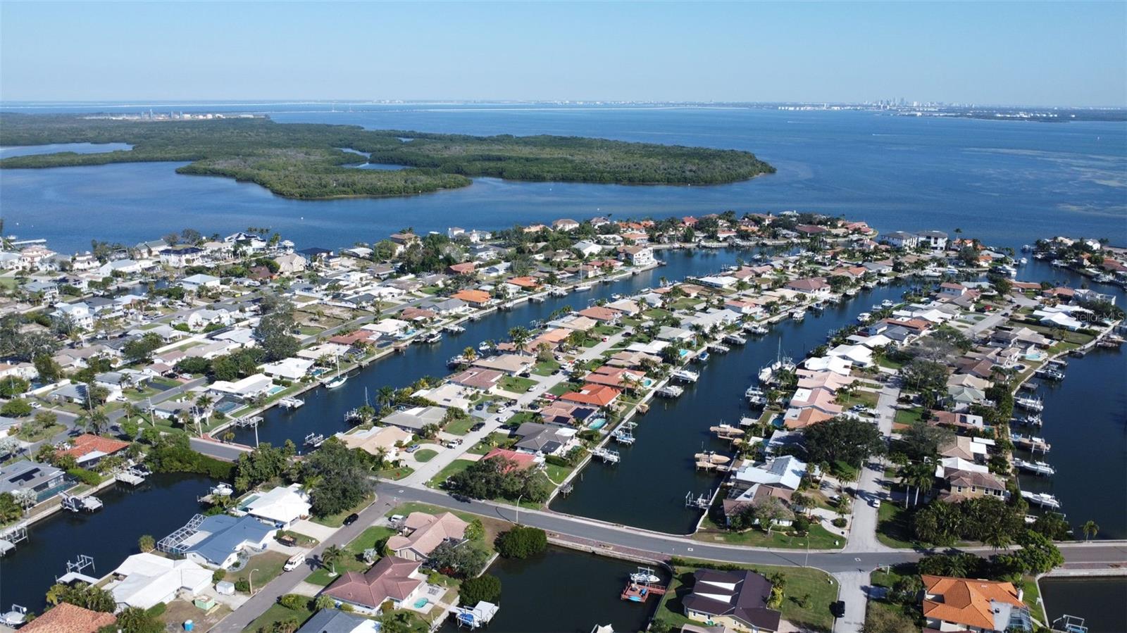 Image 78 of 81 For 2001 Massachusetts Avenue Ne