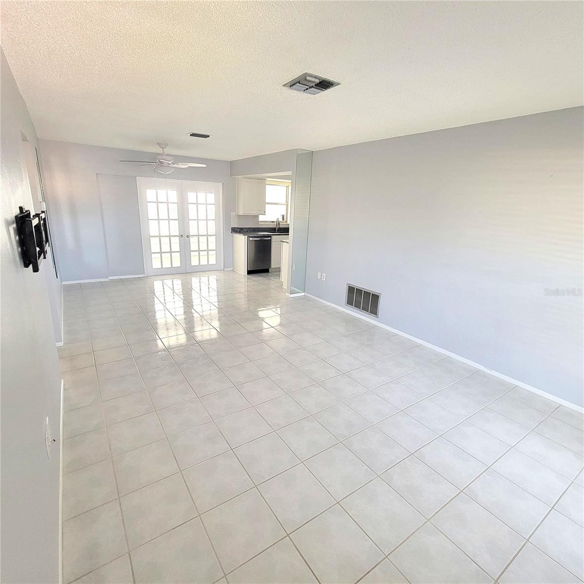 Image 7 of 53 For 4309 Huron Lane