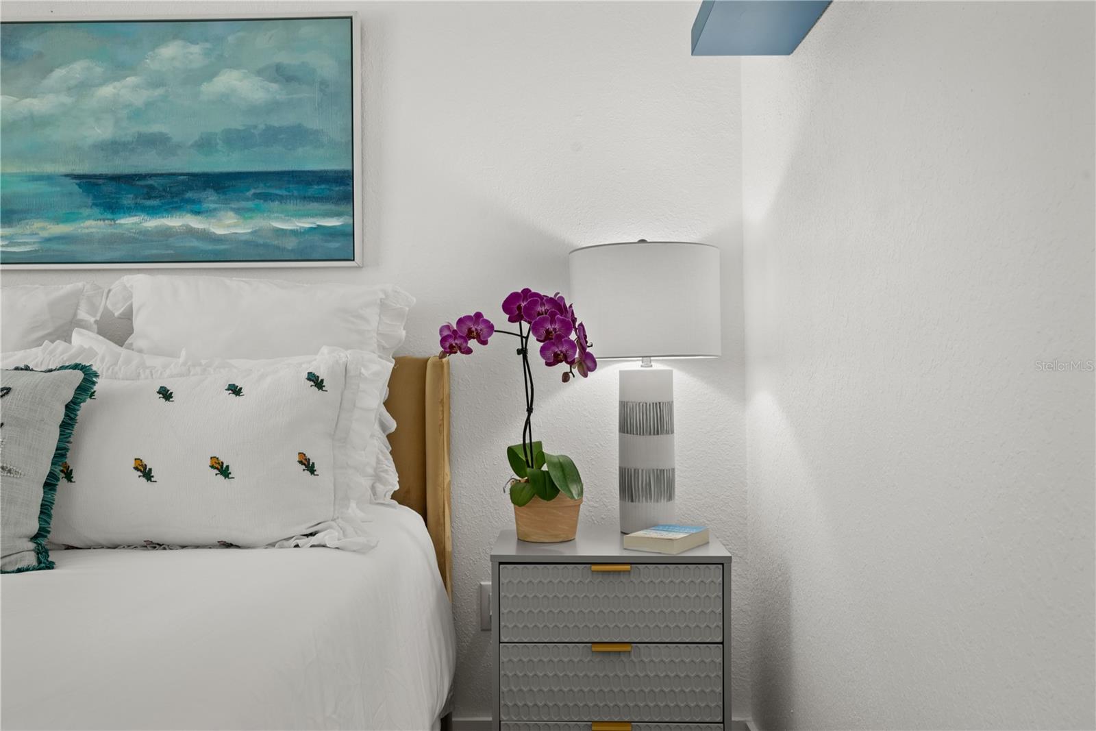 Image 17 of 48 For 14032 Bayshore Drive