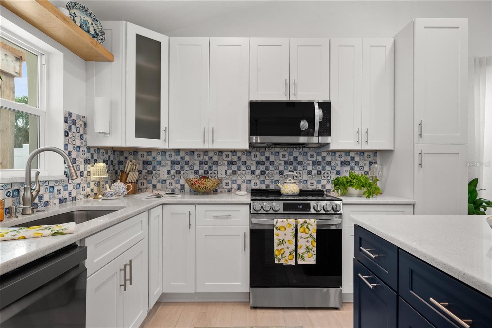 Image 4 of 48 For 14032 Bayshore Drive