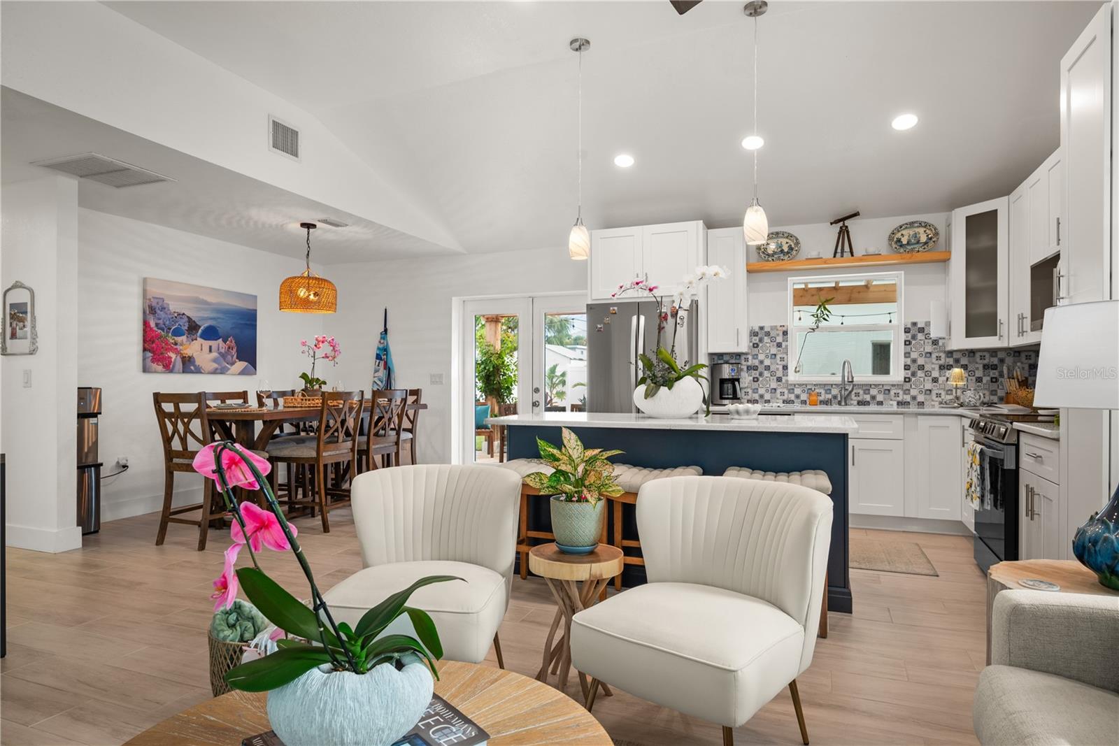 Image 6 of 48 For 14032 Bayshore Drive