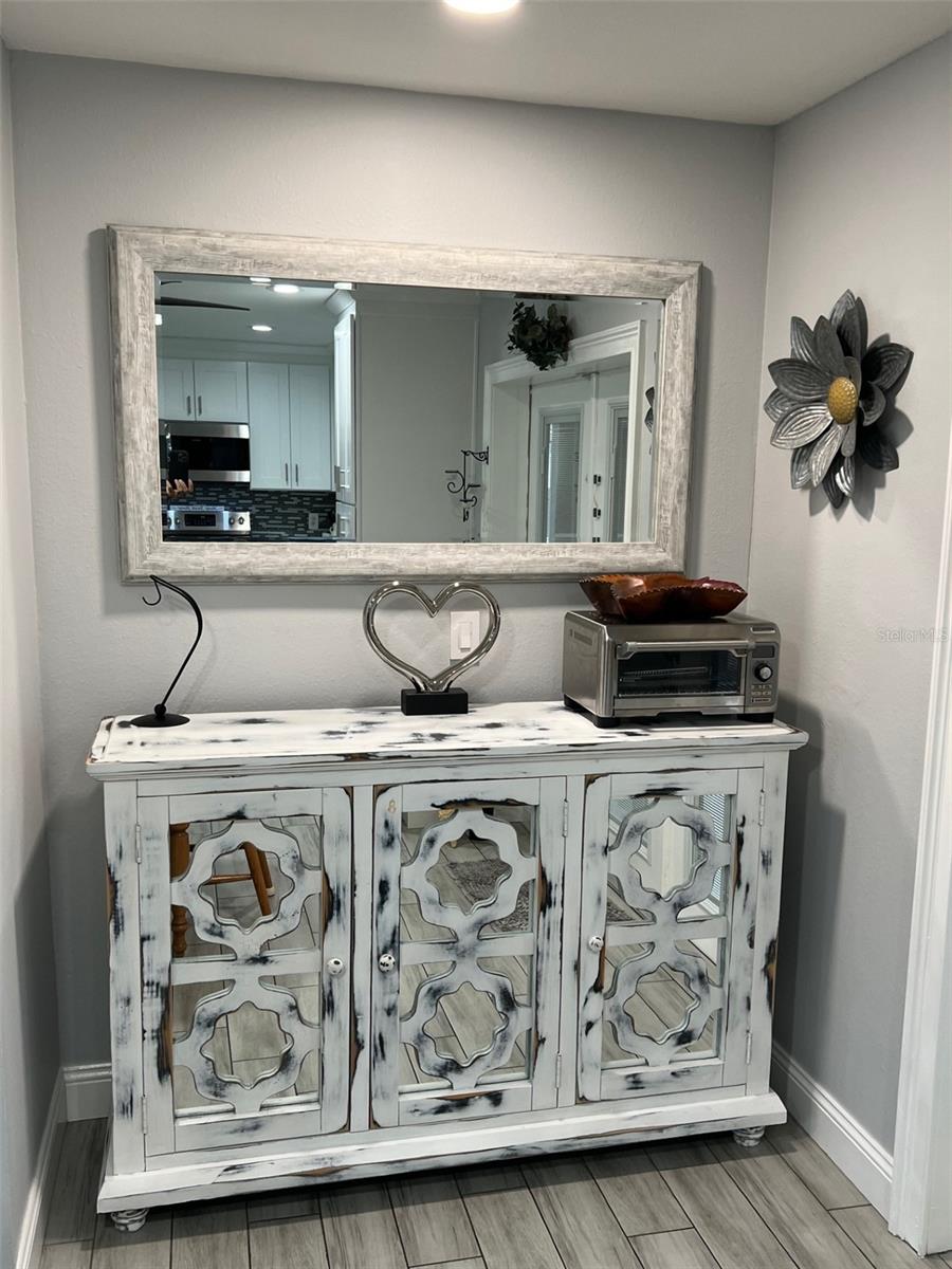 Image 10 of 35 For 9328 Forest Hills