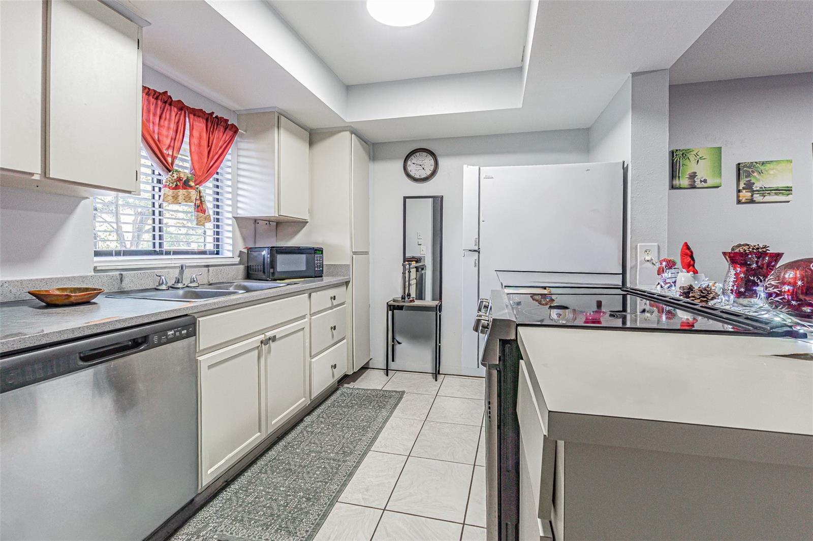 Image 2 of 21 For 4010 Oak Limb Court