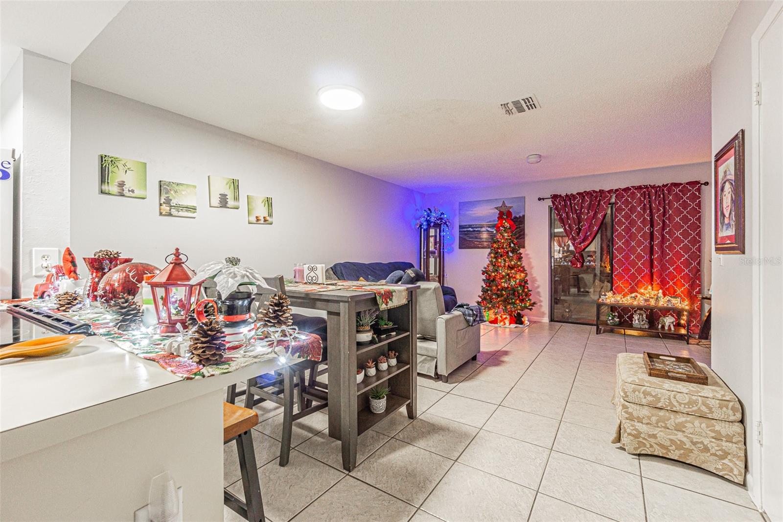 Image 3 of 21 For 4010 Oak Limb Court