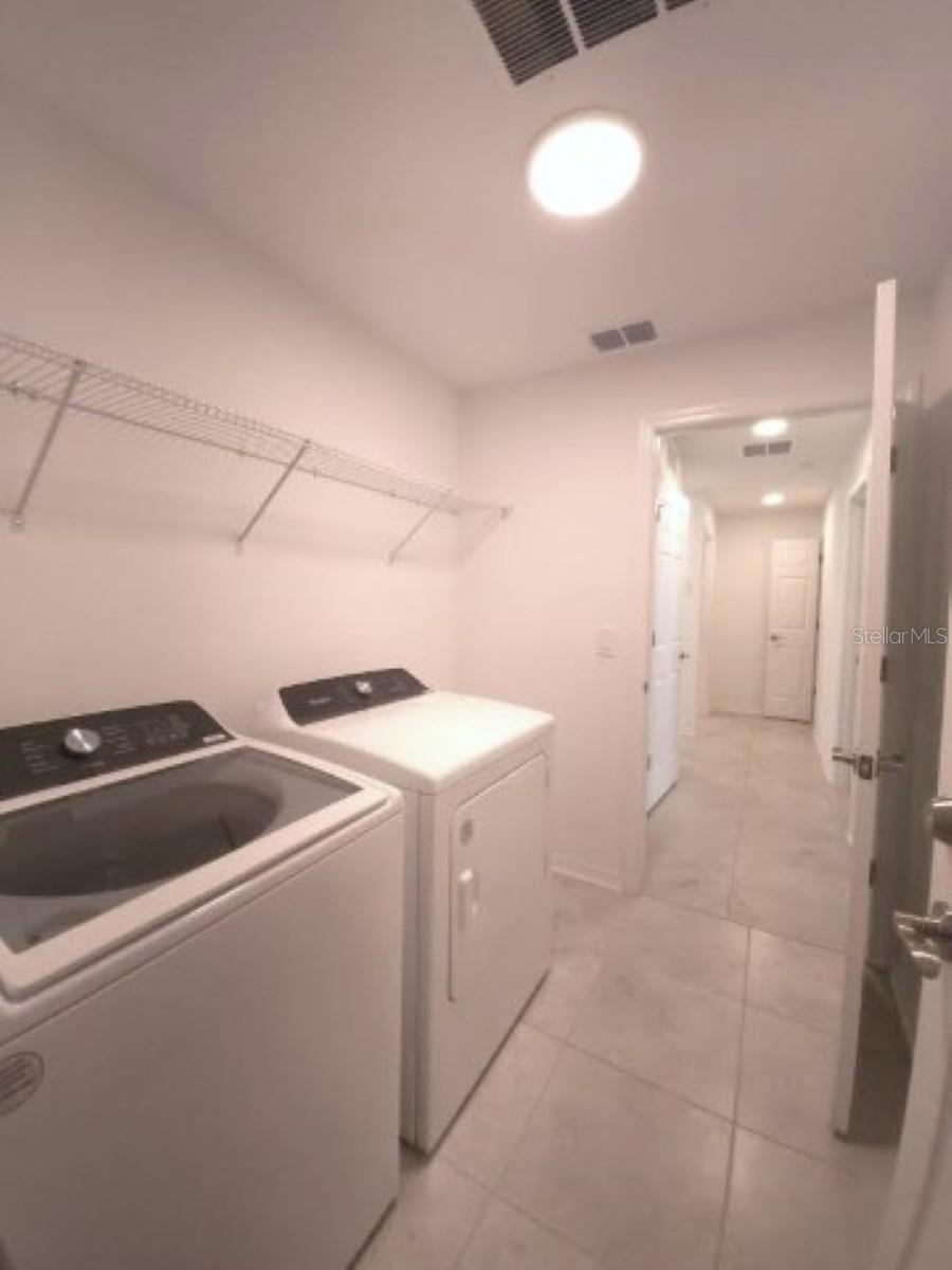 Image 36 of 41 For 10715 New Morning Drive