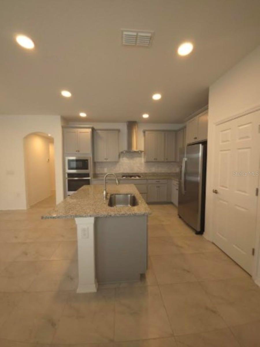 Image 6 of 41 For 10715 New Morning Drive