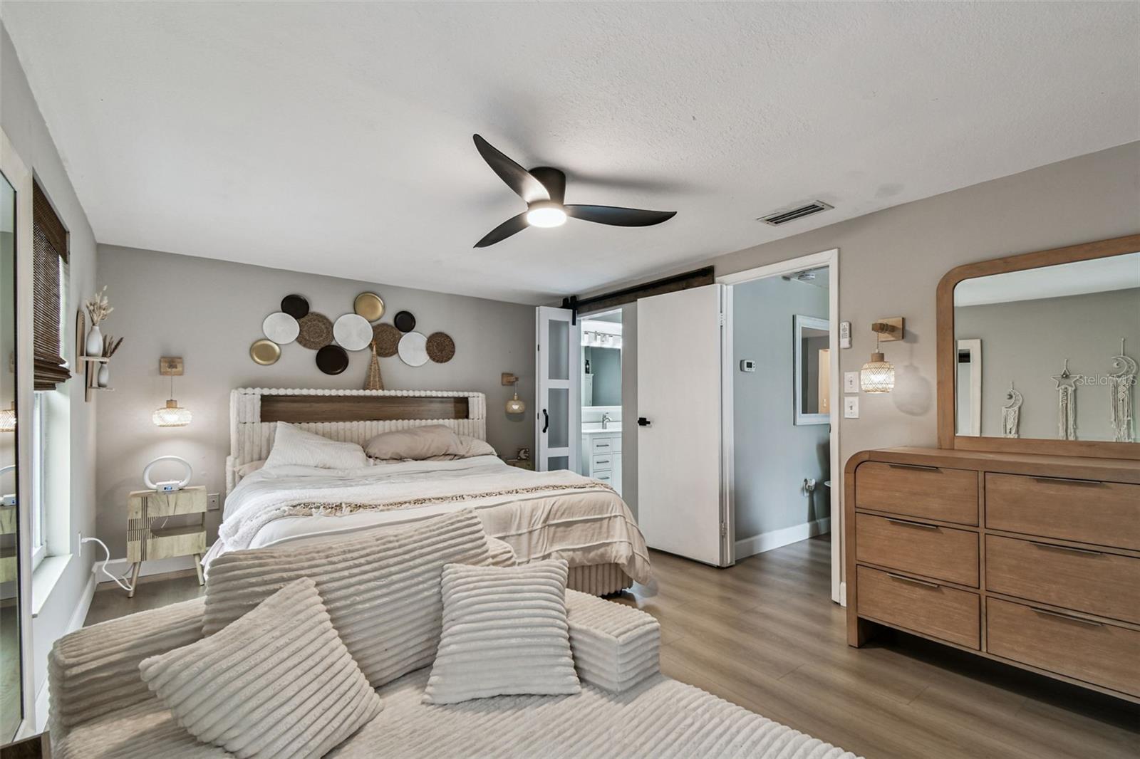 Image 13 of 63 For 49 Valencia Circle