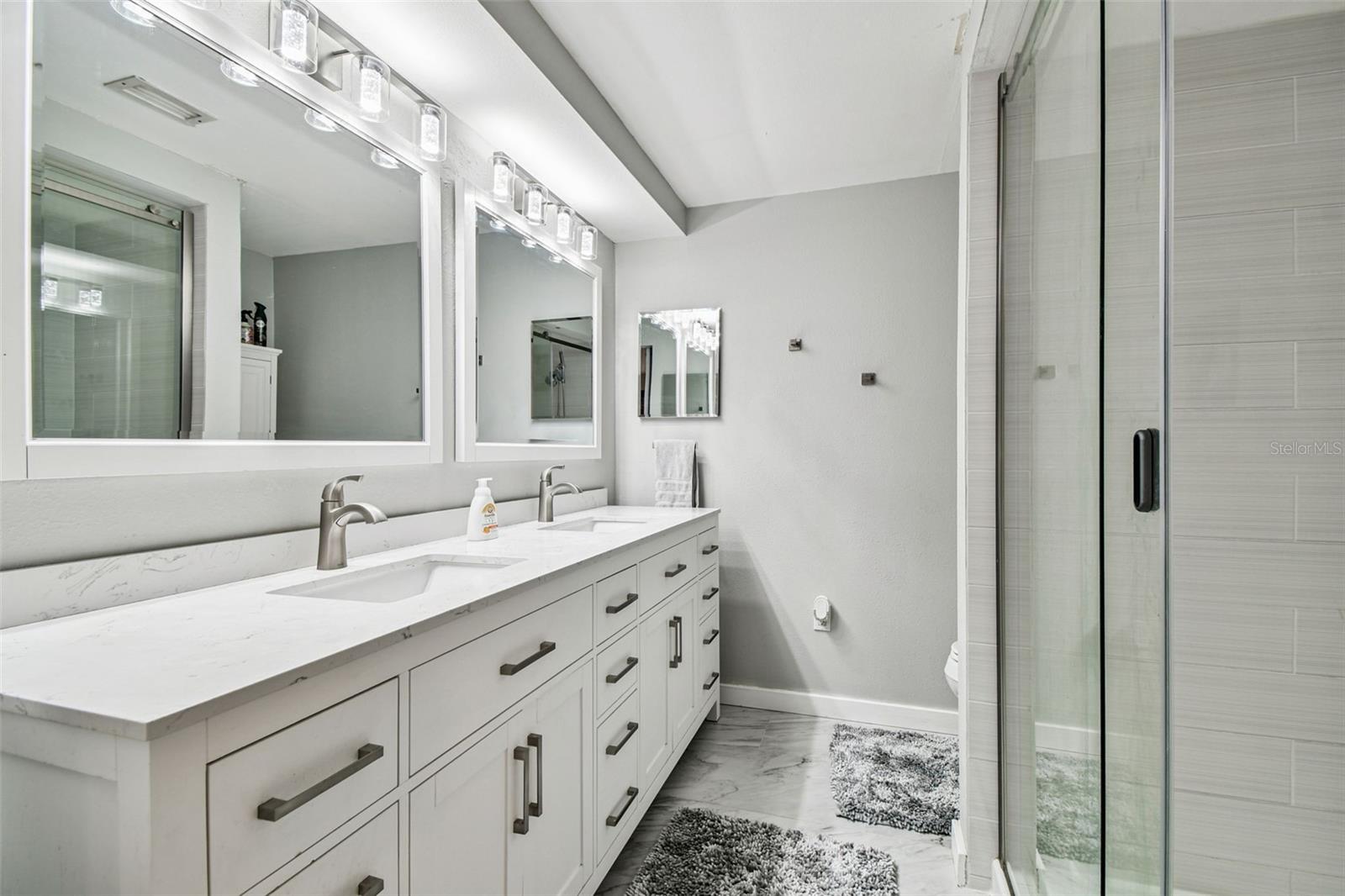 Image 16 of 63 For 49 Valencia Circle