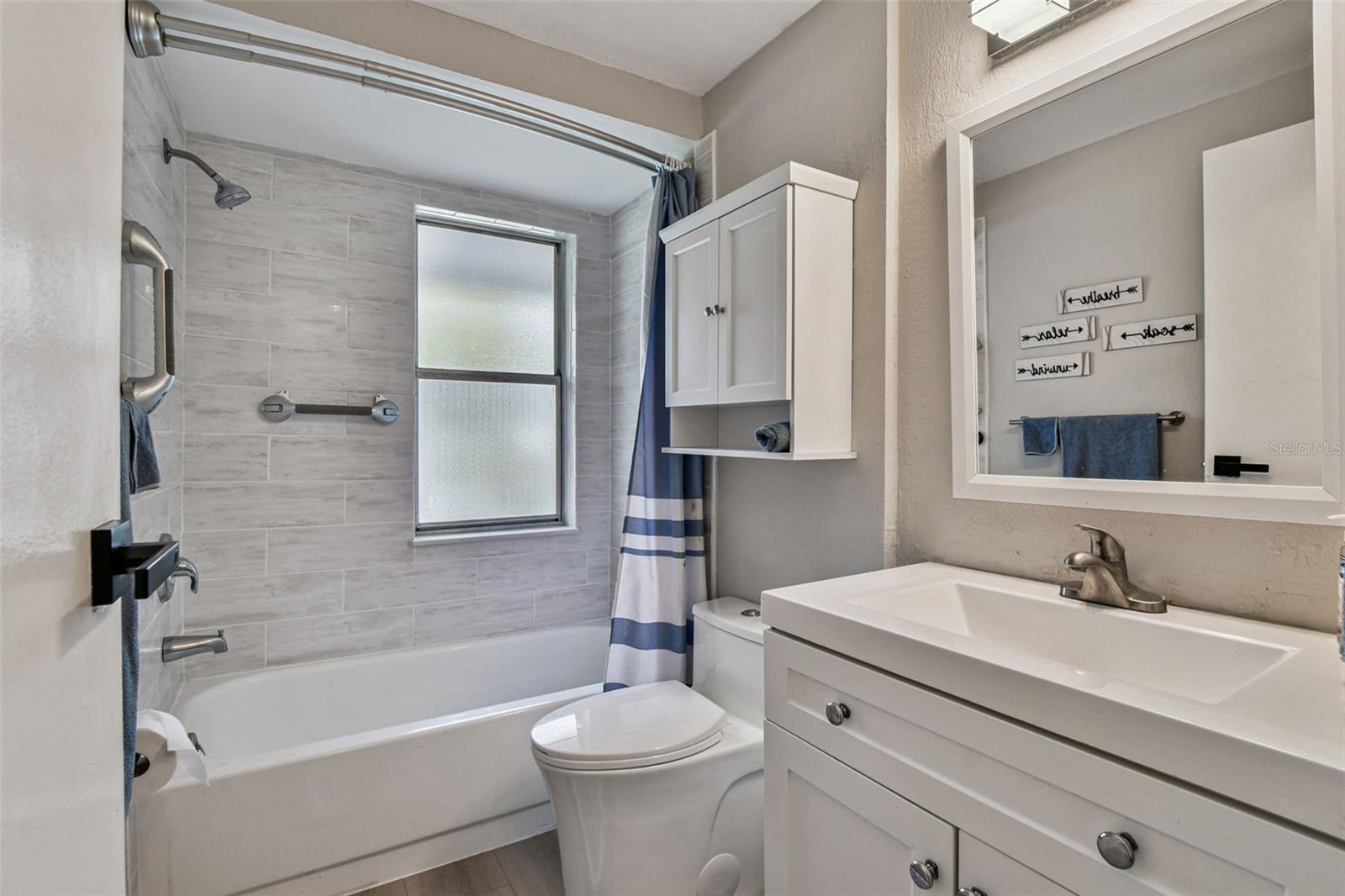 Image 21 of 63 For 49 Valencia Circle