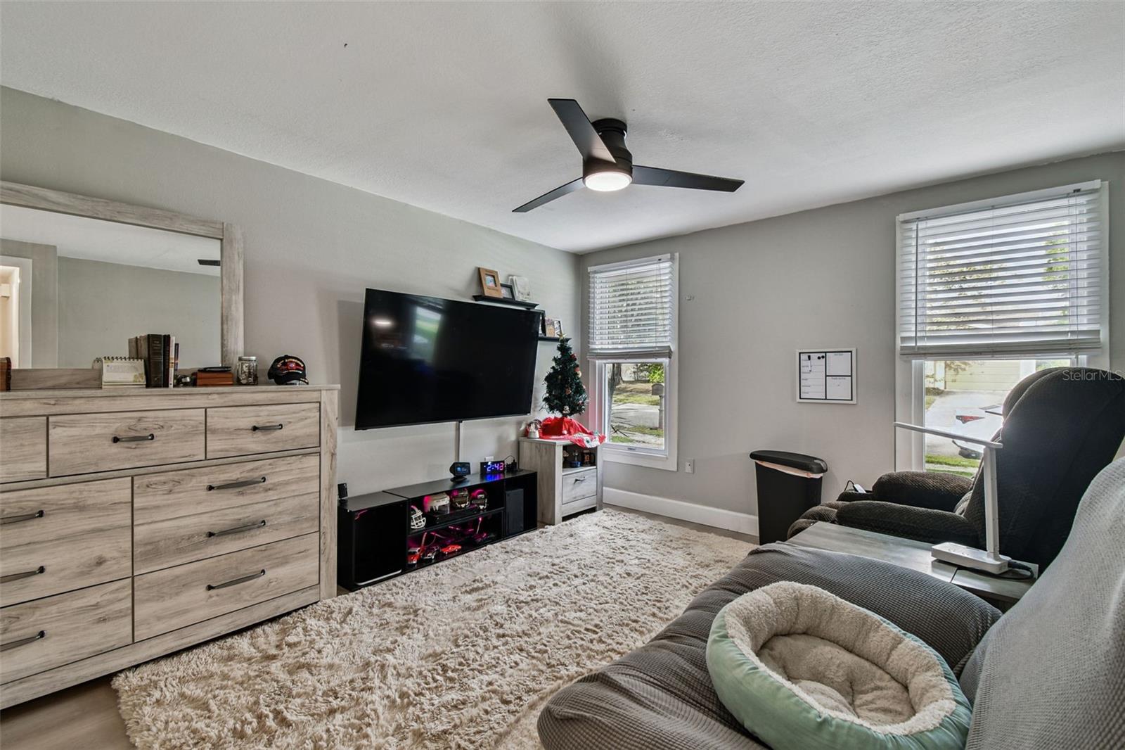 Image 24 of 63 For 49 Valencia Circle