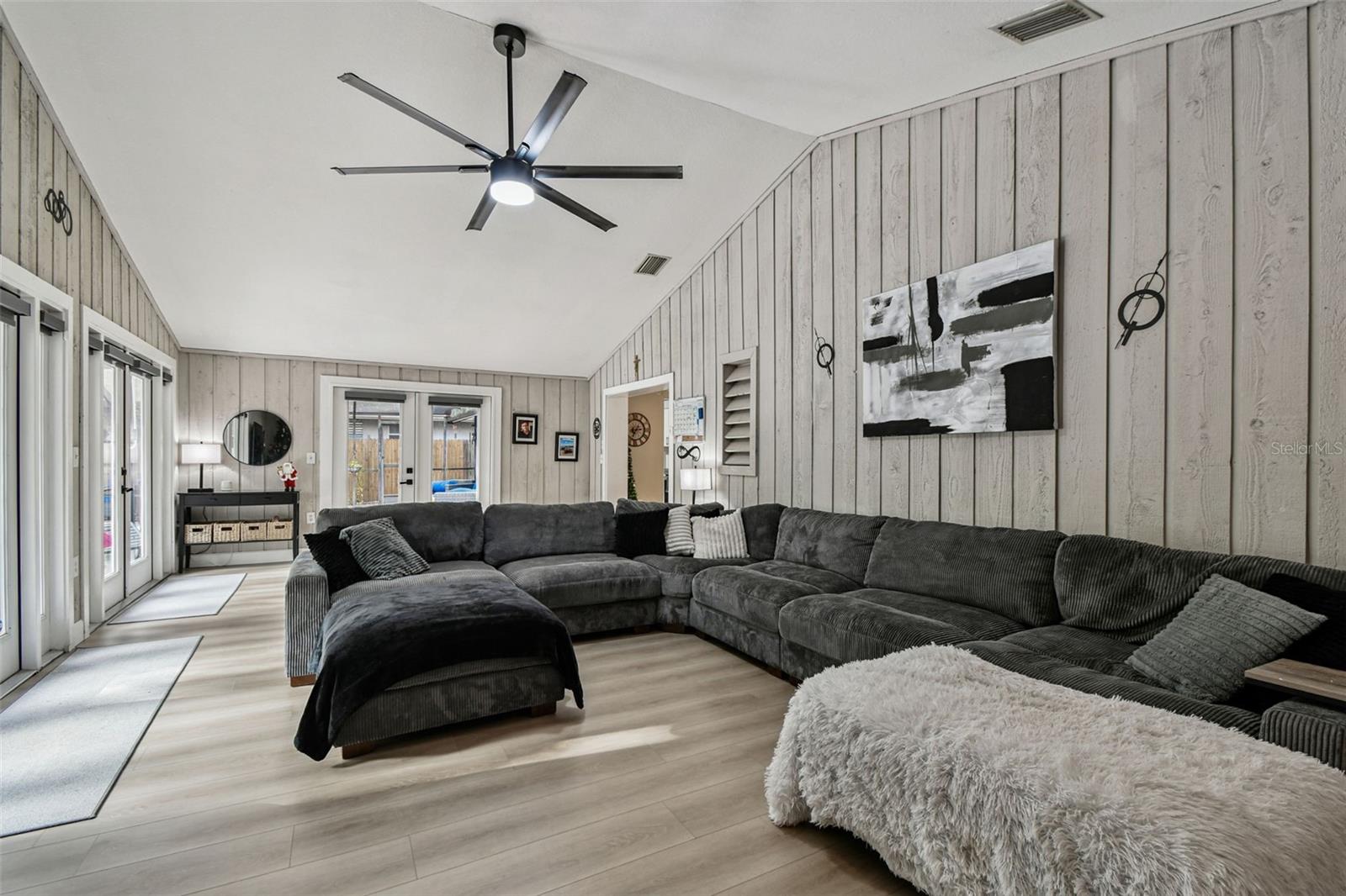 Image 39 of 63 For 49 Valencia Circle