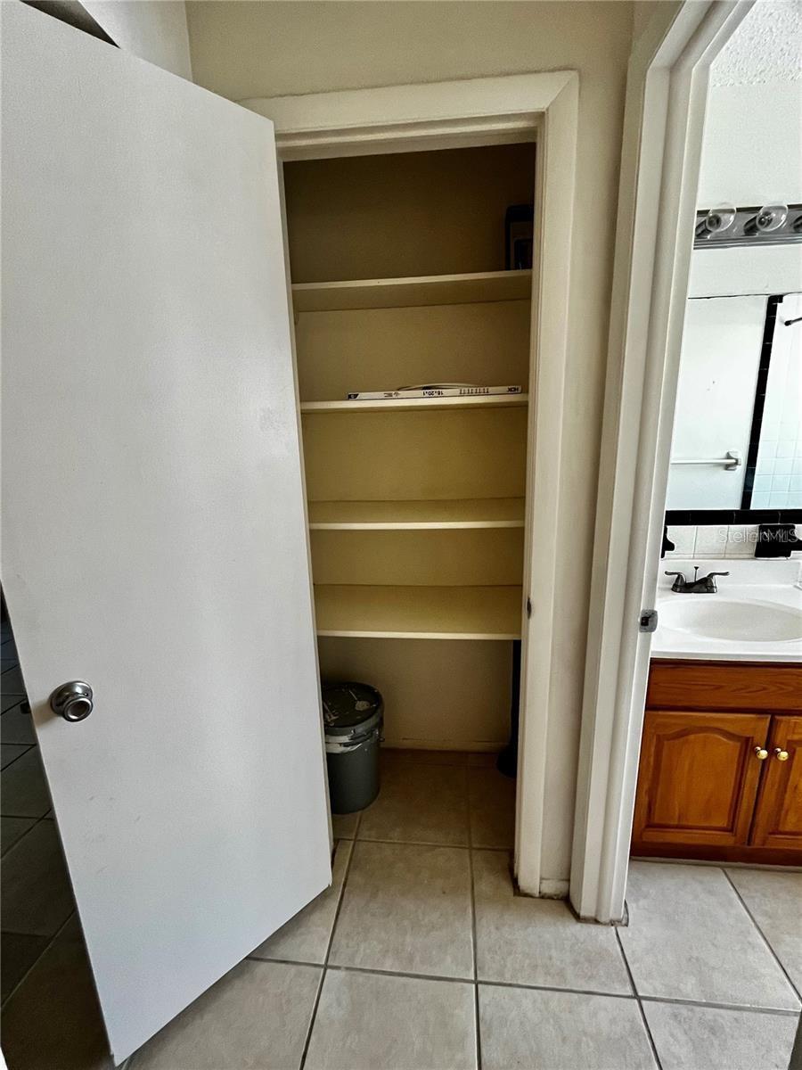 Image 17 of 35 For 15701 Waverly Street 2