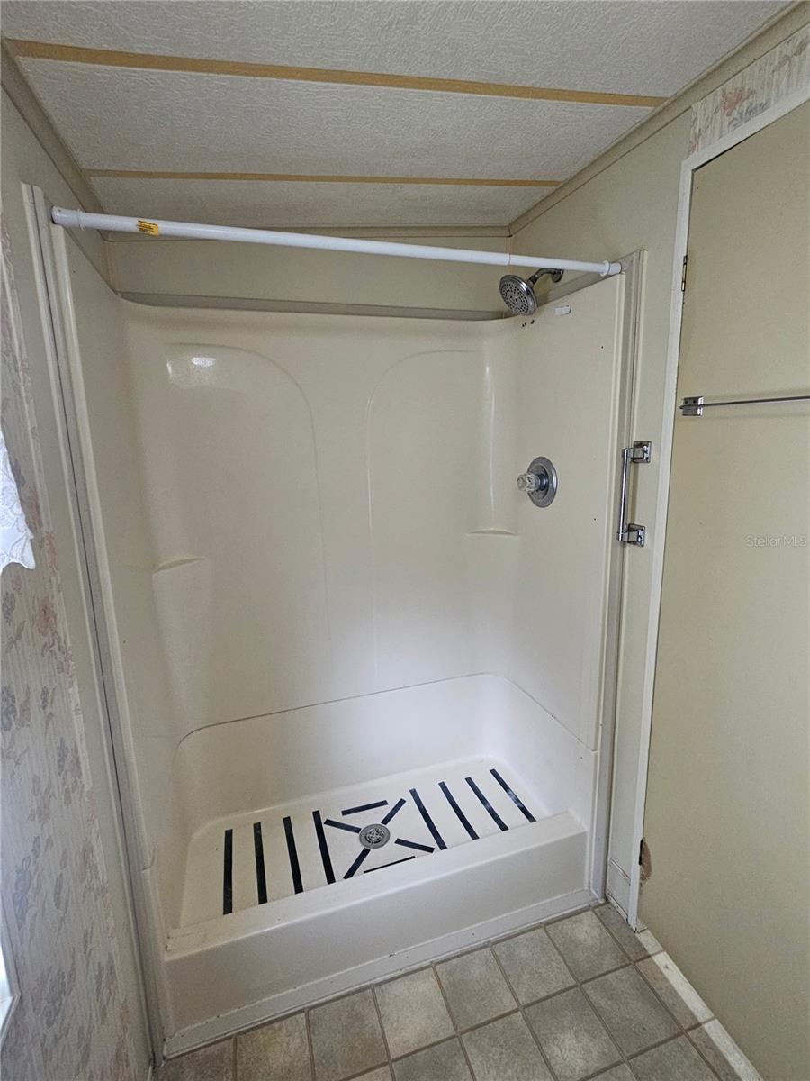 Image 11 of 17 For 481 Chickadee Court